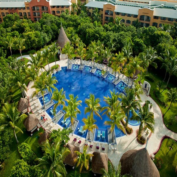 Barcelo Maya Palace Pool